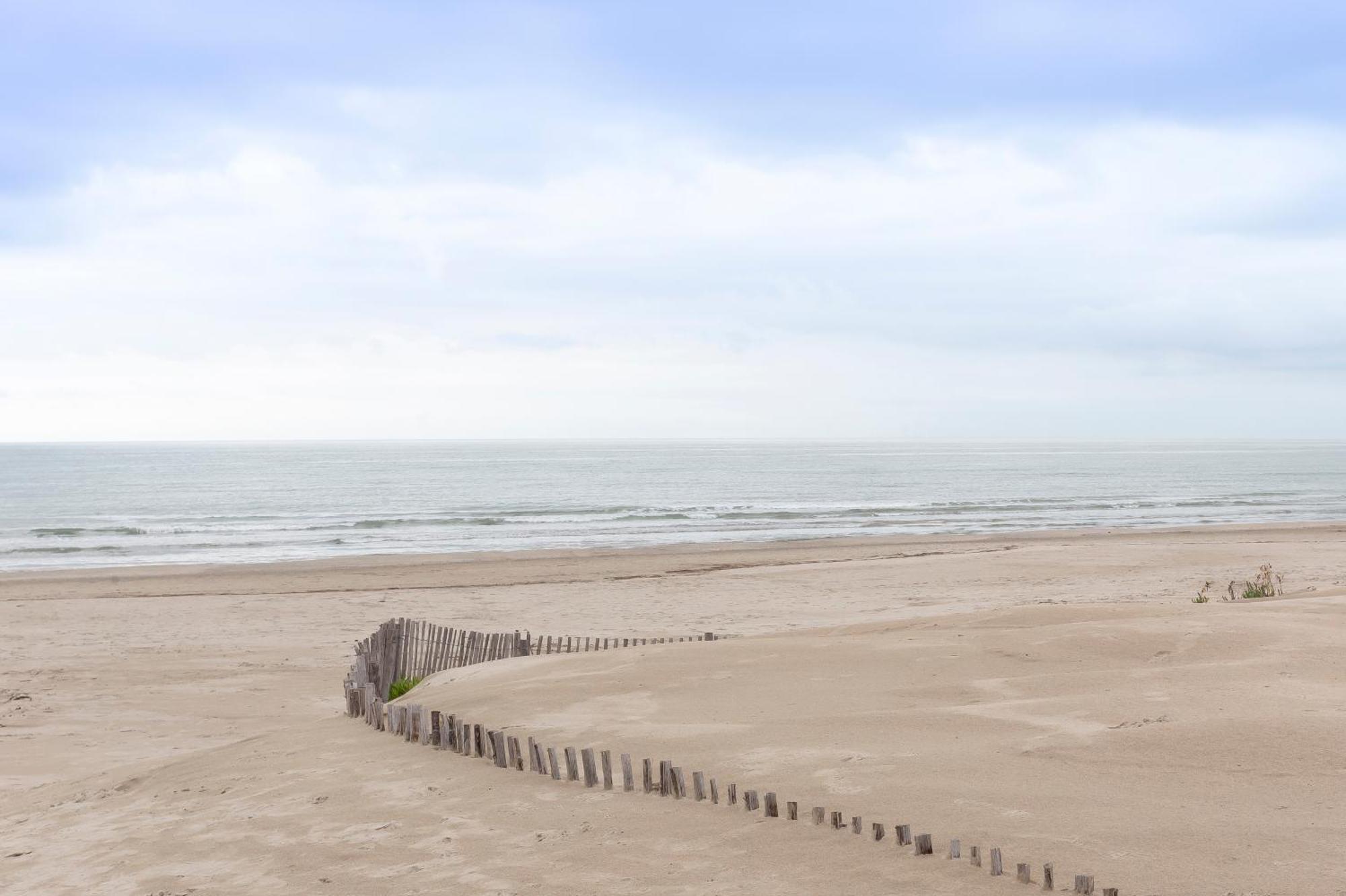 Chez Edouard 362 - Superbe Appartement En Premiere Ligne De La Plage La Grande-Motte Buitenkant foto